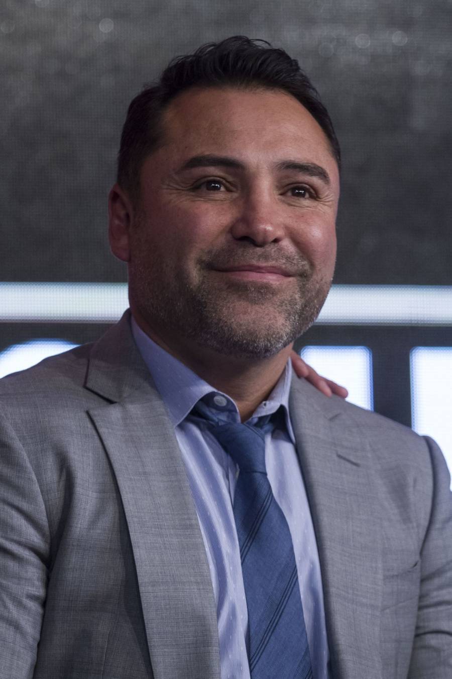 &Oacute;scar de la Hoya ironiza sobre Canelo &Aacute;lvarez tras su derrota ante Terence Crawford