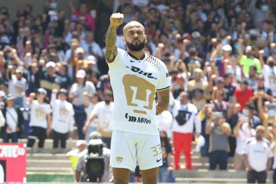 TAS ordena a Dani Alves indemnizar a Pumas por incumplimiento de contrato