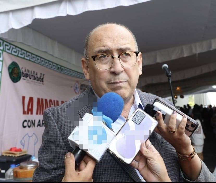 Rub&eacute;n Moreira culpa a “abrazos y no balazos” de AMLO por asesinato de cantantes colombianos