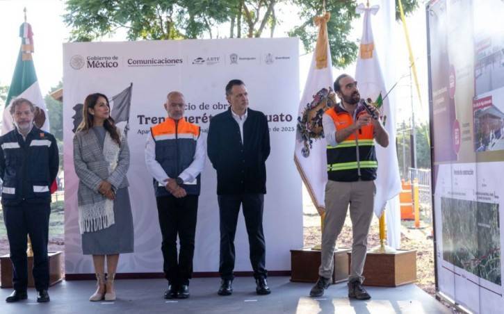 Arranca construcci&oacute;n del Tren Quer&eacute;taro-Irapuato; beneficiar&aacute; a 2 millones de personas
