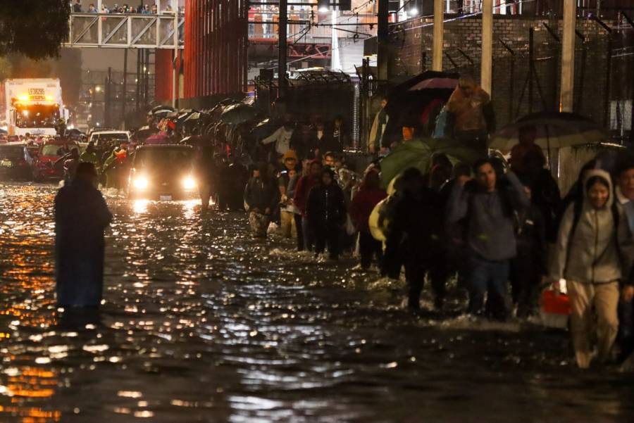 Se analizan medidas para mitigar inundaciones en el oriente del Valle de M&eacute;xico; se les dar&aacute; apoyo de 8 mil pesos a afectados