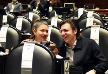 Hijo de Ad&aacute;n Augusto cobr&oacute; m&aacute;s de 800 mil pesos como asistente en la C&aacute;mara de Diputados