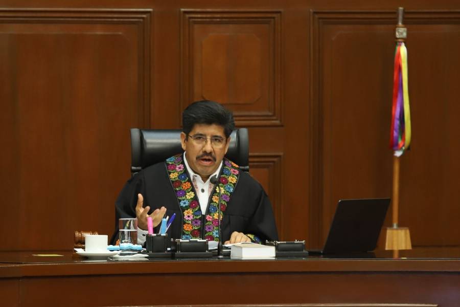 Hugo Aguilar garantiza certeza jur&iacute;dica al sector privado durante reuni&oacute;n con el CCE