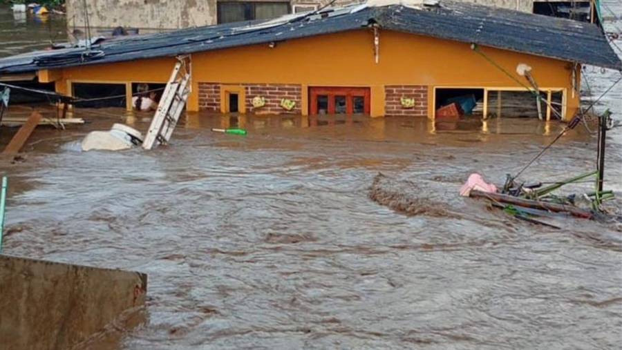 Inicia censo de m&aacute;s de cien mil viviendas afectadas por inundaciones en cinco estados; apoyos para limpieza y enseres