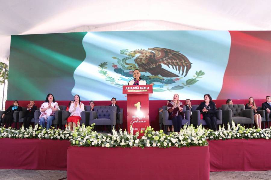 Ariadna Ayala rinde su primer informe de gobierno con 