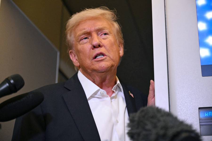 Trump firma plan de paz para Medio Oriente junto a pa&iacute;ses mediadores