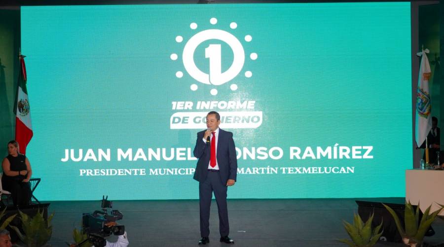 Juan Manuel subraya compromiso con el desarrollo de Texmelucan en primer informe de gobierno