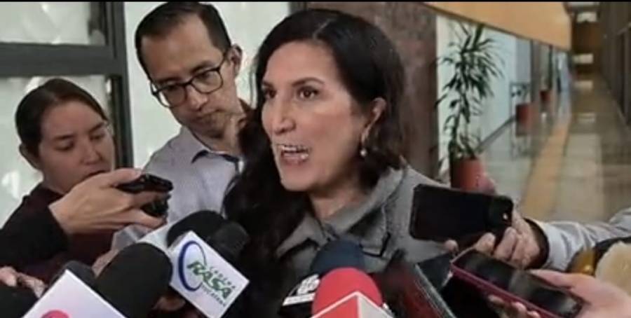 L&oacute;pez Rabad&aacute;n pide mesura a la presidenta Sheinbaum tras criticar al PAN en la ma&ntilde;anera