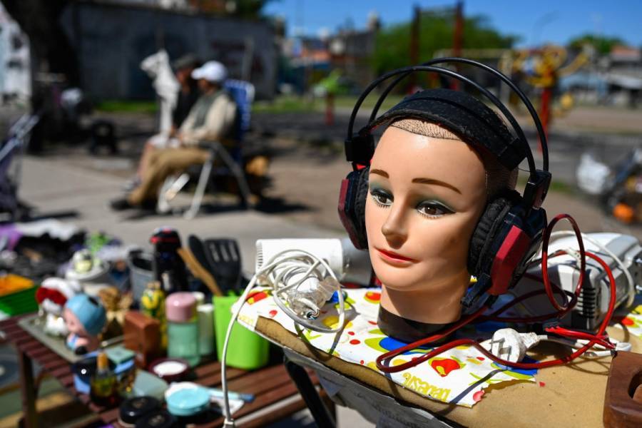 Crece la feria de Villa Fiorito ante la crisis econ&oacute;mica en Argentina