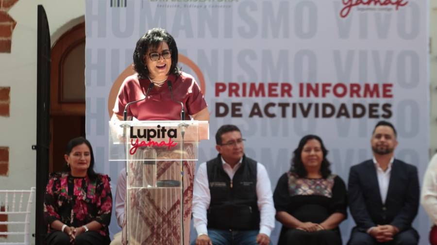 Guadalupe Yamak reitera compromiso con el bienestar ciudadano en Primer Informe de Actividades