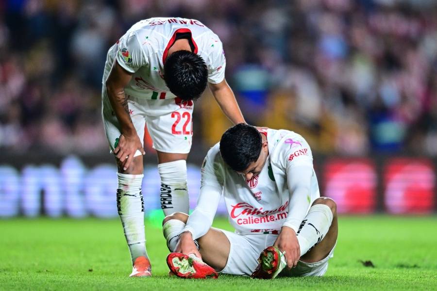 Chivas cae ante Gallos y complica su clasificaci&oacute;n a Liguilla