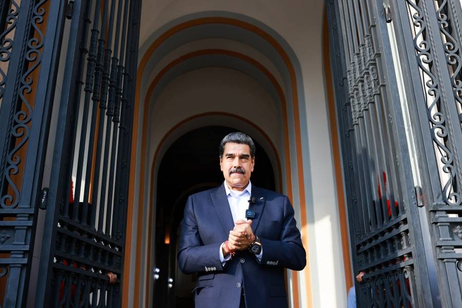 Maduro pide retirar la nacionalidad a quien llame a una invasi&oacute;n extranjera