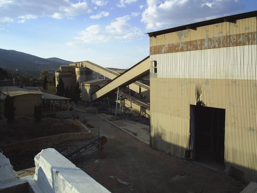 Mantienen vigente la huelga en la mina San Mart&iacute;n tras fallo en contra de Grupo M&eacute;xico