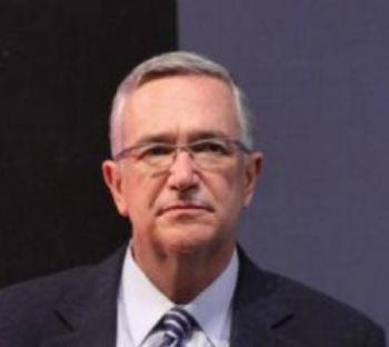 Ricardo Salinas Pliego lamenta asesinato del alcalde de Uruapan y critica la violencia en M&eacute;xico
