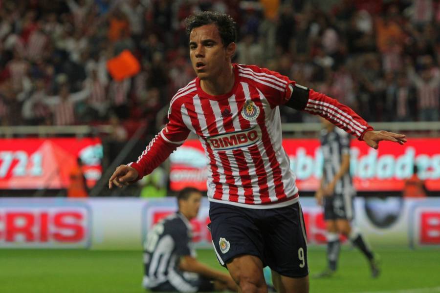 Omar Bravo interpone amparo tras ser vinculado a proceso por presunto abuso sexual infantil