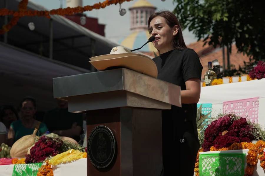 Grecia Quiroz, viuda de Carlos Manzo, suena como posible sucesora en la alcald&iacute;a de Uruapan