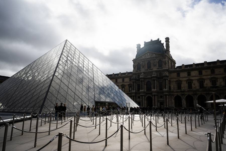 El Louvre operaba con sistemas obsoletos antes del reciente robo