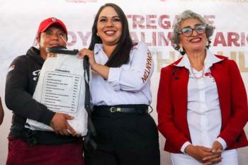 Entrega Tonantzin Fern&aacute;ndez apoyos alimentarios a personas en situaci&oacute;n vulnerable
