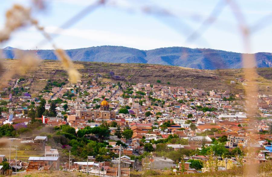 Muere productor de aguacate por explosi&oacute;n de narcomina en Michoac&aacute;n