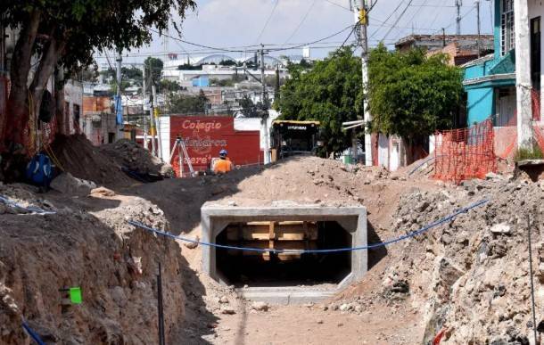 Destinar&aacute;n 400 mdp para obras en Pe&ntilde;uelas para mitigar da&ntilde;os por lluvias