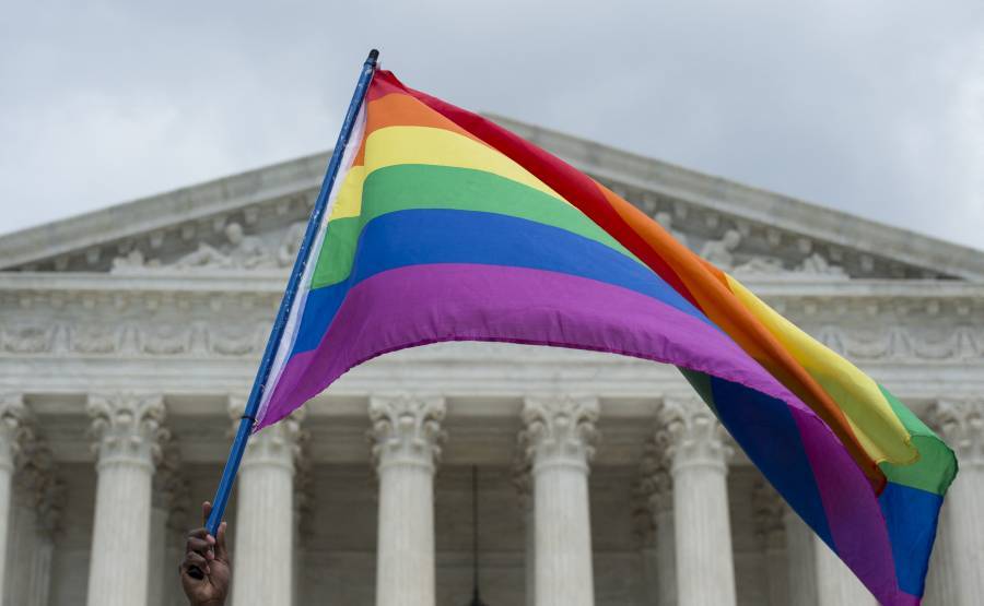 Corte Suprema de EEUU rechaza analizar recurso contra el matrimonio homosexual