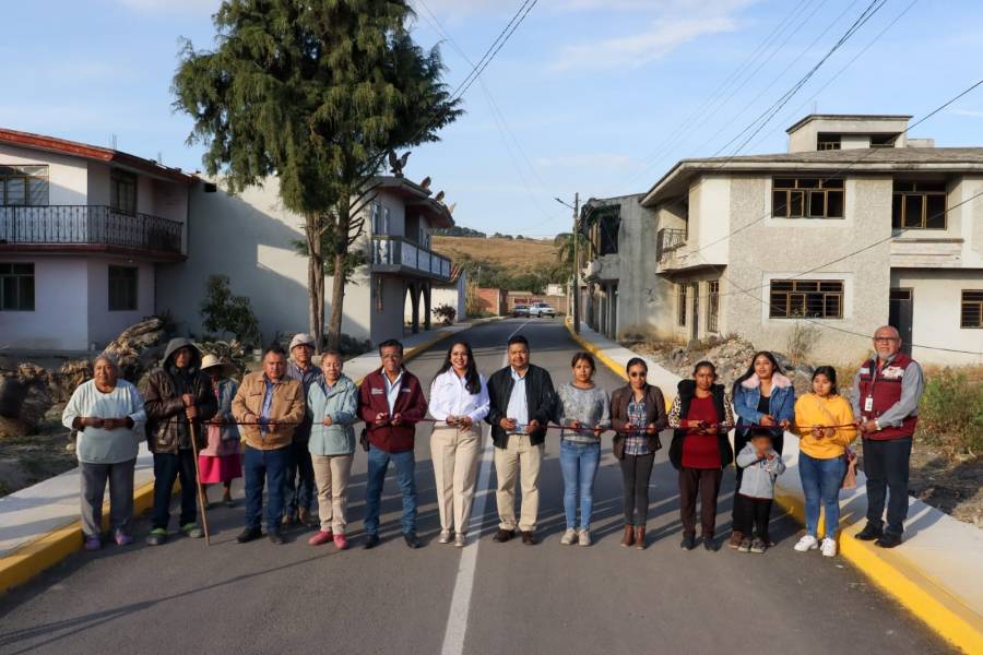 Gobierno de Tonantzin Fern&aacute;ndez cumple con vecinas y vecinos de San Gregorio Zacapechpan