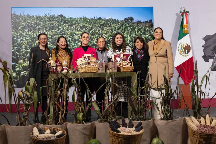 Presenta Gobierno Federal plan nacional para apoyar a 1.5 millones de campesinos