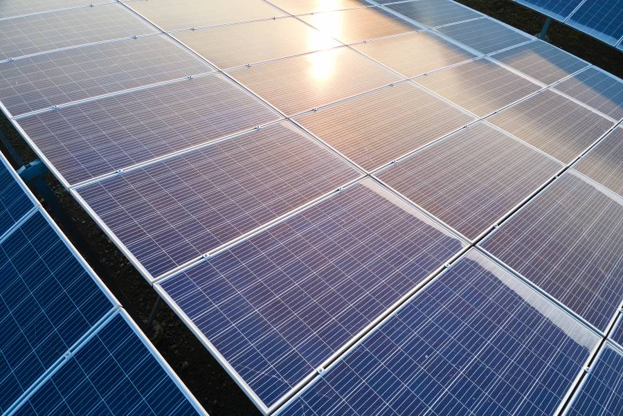 Puebla apostar&aacute; por energ&iacute;a solar en 42 edificios p&uacute;blicos a partir de 2026