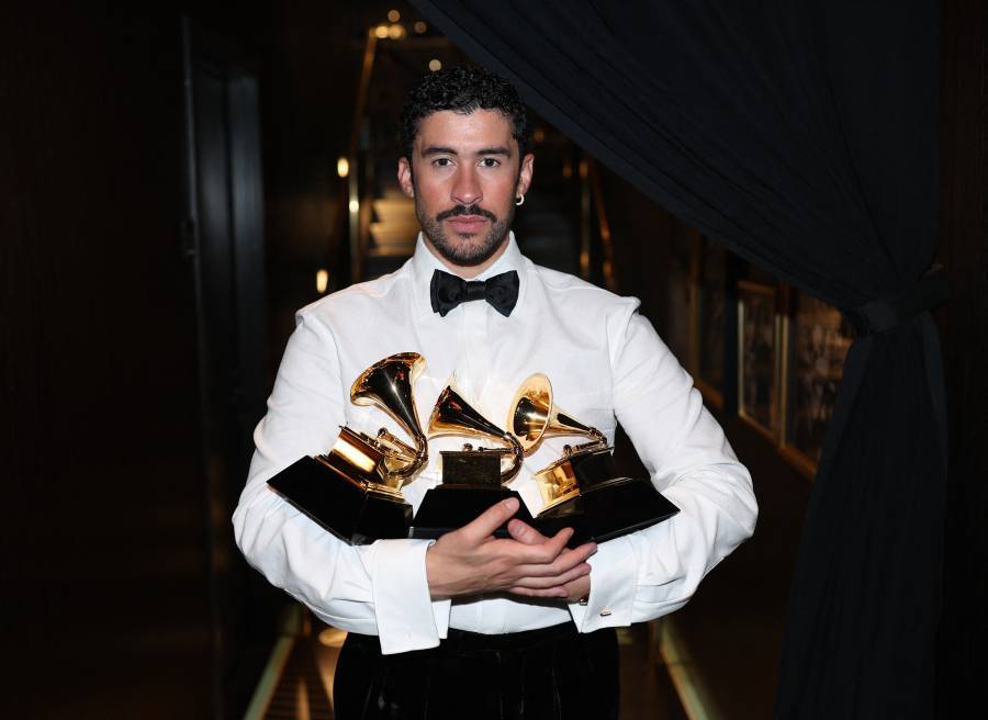 Ricky Martin reconoce a Bad Bunny por hacer historia en los Grammy