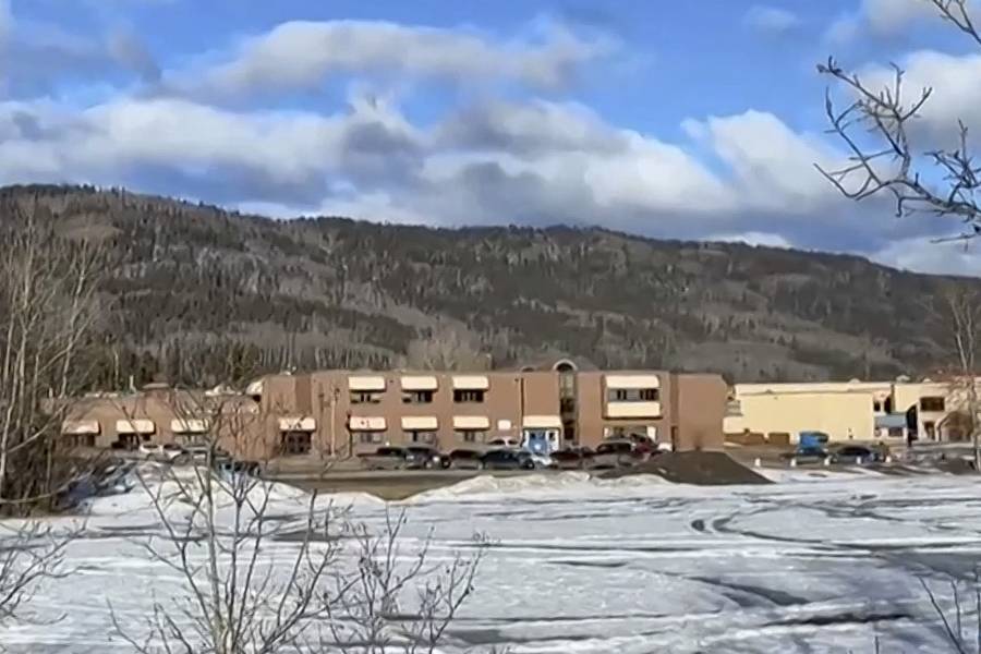 Mueren nueve personas en tiroteo en escuela y residencia de Canad&aacute;