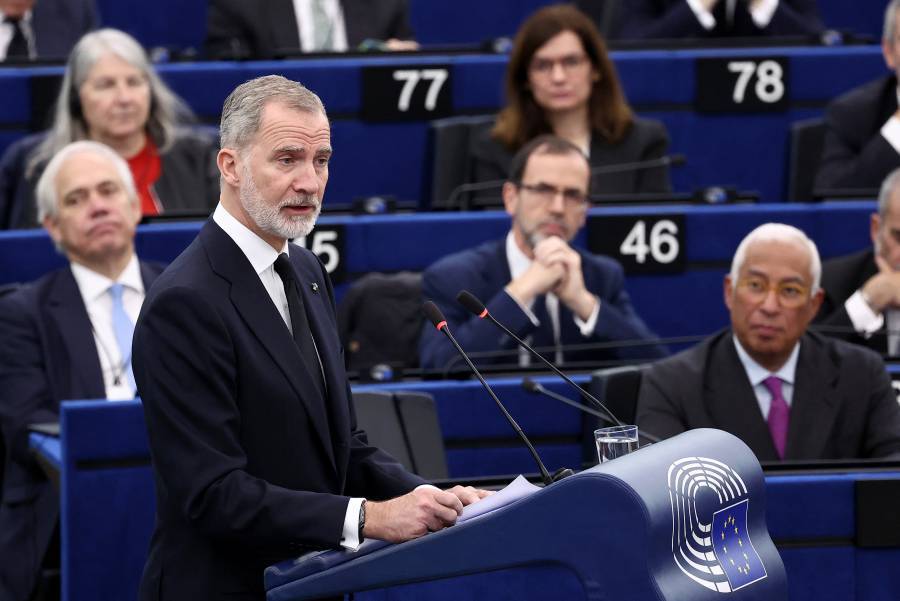 Felipe VI ver&aacute; aumento en su percepci&oacute;n anual a 290 000 euros en 2026