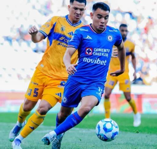 Con la ley del ex, Cruz Azul derrot&oacute; a Tigres