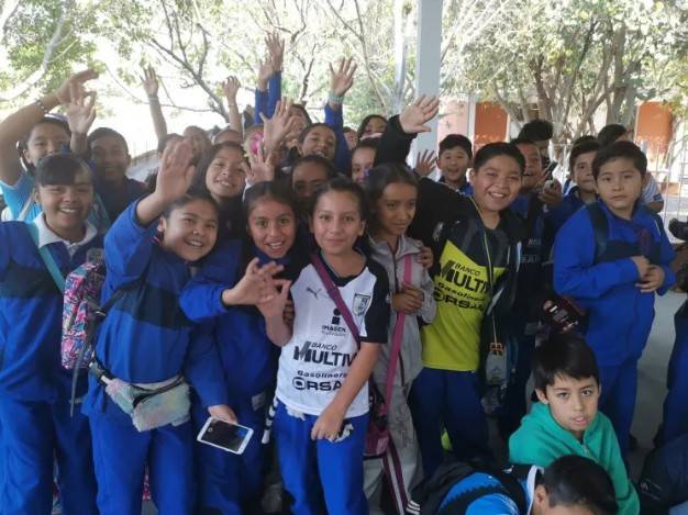 Gallos present&oacute; KikiriKids con la idea de atraer nuevos aficionados al club