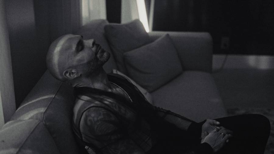 Gus Ormo estrena “Desde Ayer”, una balada pop que marca nueva etapa creativa