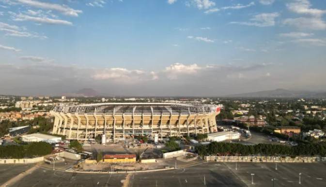 FIFA enviar&aacute; comisi&oacute;n a M&eacute;xico para revisar seguridad y movilidad rumbo a 2026