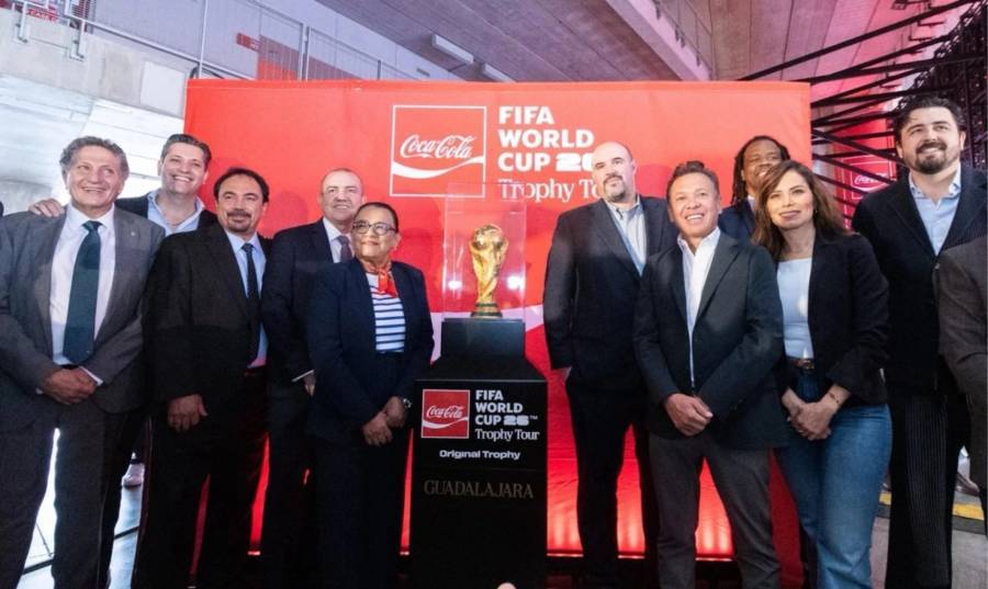 Jalisco exhibe la Copa Mundial de la FIFA rumbo al Mundial 2026