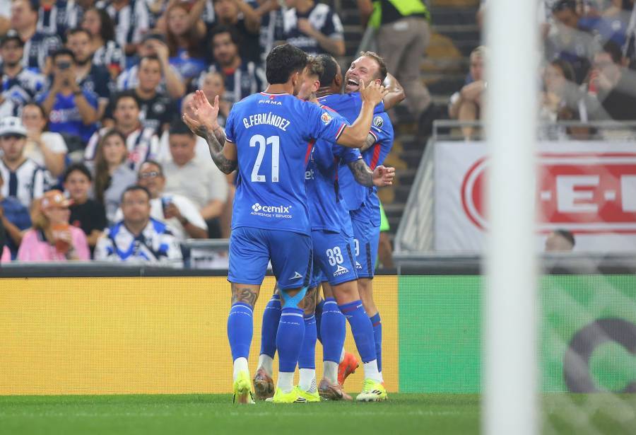 Cruz Azul se sienta en el trono tras ca&iacute;da de Chivas y Tigres golea al Am&eacute;rica