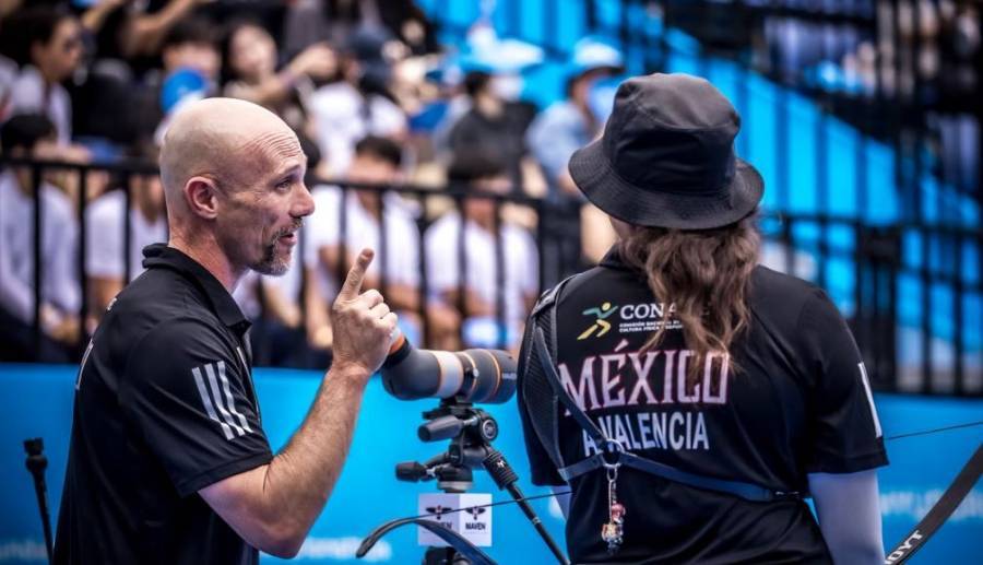 Karen Montellano y Marc Dellenbach, entrenadores nacionales de tiro con arco rumbo a Juegos Ol&iacute;mpicos Los &Aacute;ngeles 2028
