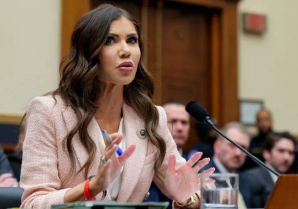 Trump releva a Kristi Noem; Markwayne Mullin serpa el nuevo secretario de Seguridad Nacional