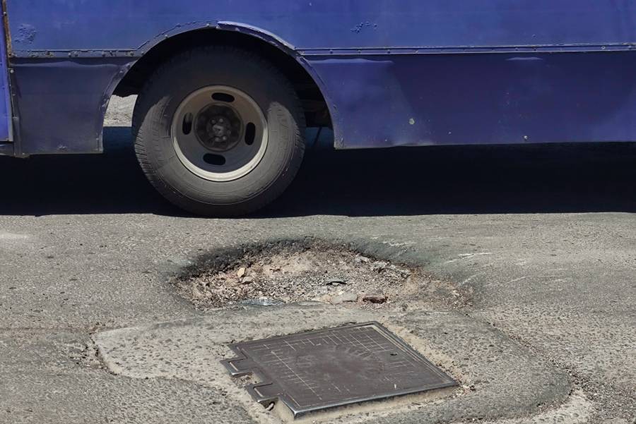 Ayuntamiento de Puebla invertir&aacute; 200 mdp para reparar m&aacute;s de 300 mil baches en 2026