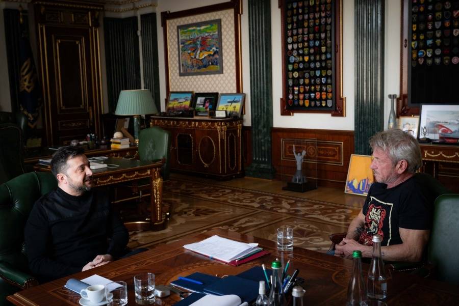 Sean Penn revela que su ausencia en los Oscar se debi&oacute; a viaje a Ucrania y ansiedad por eventos p&uacute;blicos