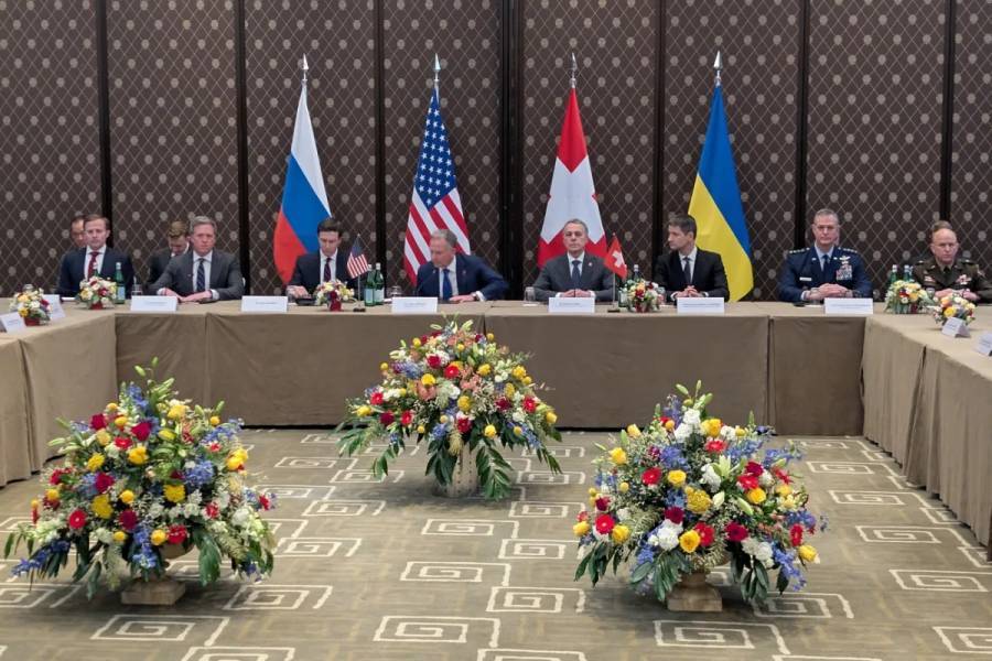 Negociaciones de paz entre Rusia y Ucrania se encuentran en pausa, confirma Kremlin