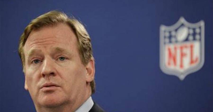 La NFL reafirma una norma antidiscriminaci&oacute;n, pese a presiones en EEUU