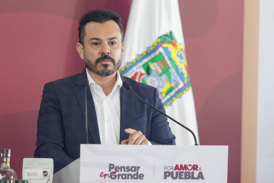 Garc&iacute;a Parra descarta buscar alcald&iacute;a de Puebla y se enfoca en su cargo
