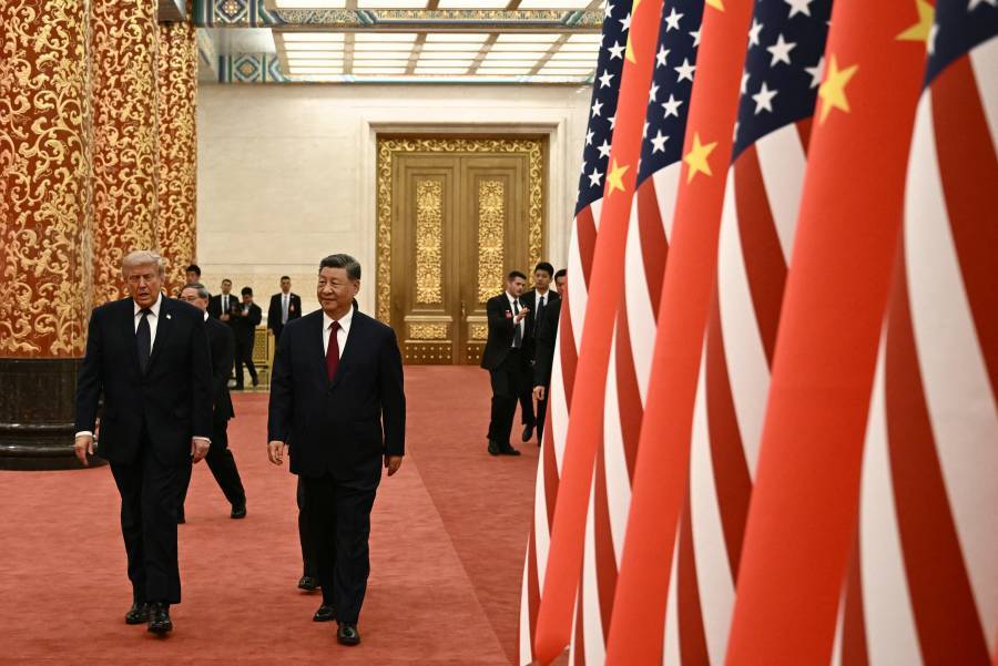 China despliega ceremonia militar durante visita de Donald Trump