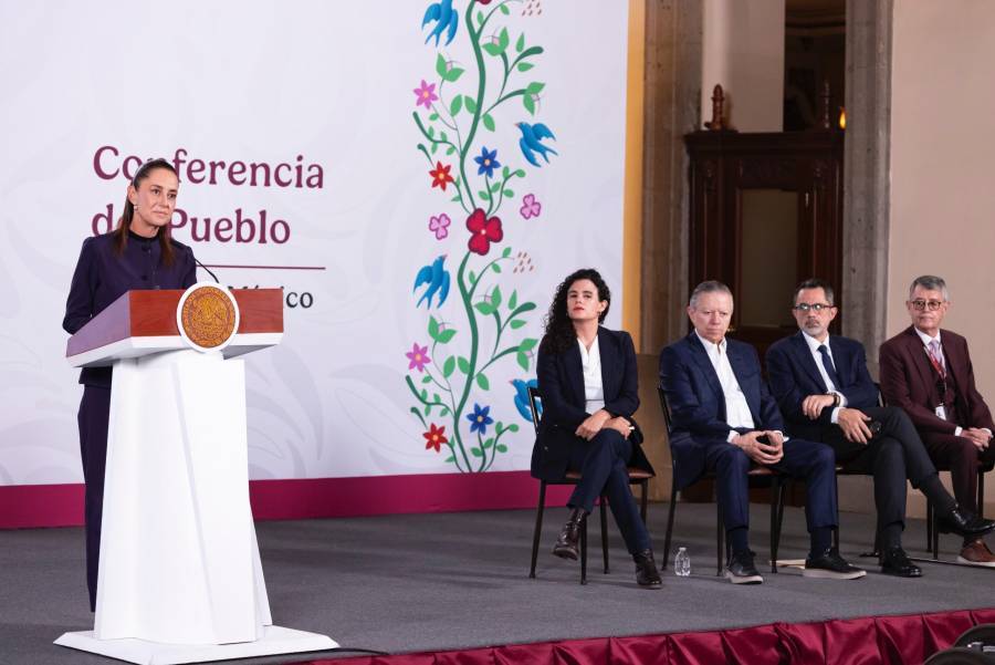 Presidenta no ve riesgo en entrega de funcionarios de Sinaloa a EU ni que Morena sea vea comprometido