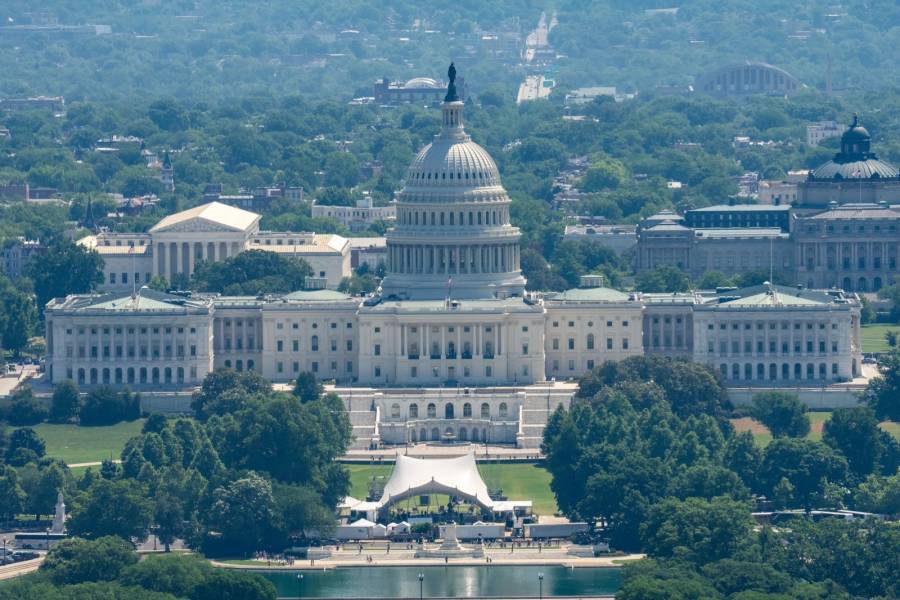 Senado de EE.UU. avanza resoluci&oacute;n para limitar poderes de guerra de Trump en conflicto con Ir&aacute;n