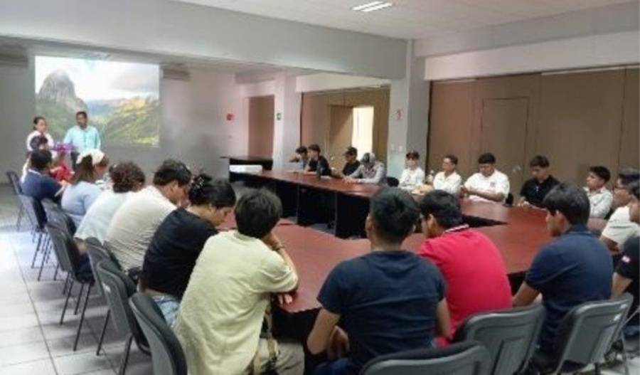 Estudiantes de la UAEMex y Chapingo visitan campo experimental del INIFAP en Oaxaca