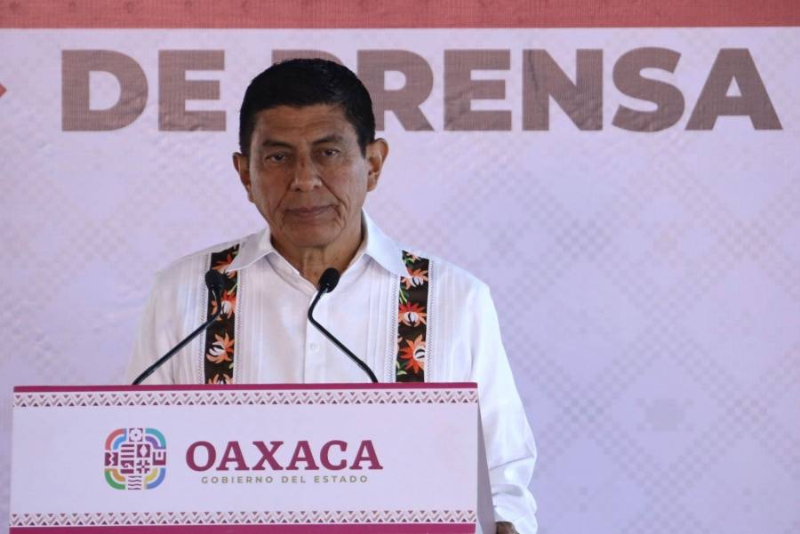 Gobernador de Oaxaca entrega vialidades rehabilitadas en Ciudad Ixtepec por m&aacute;s de 16.6 mdp