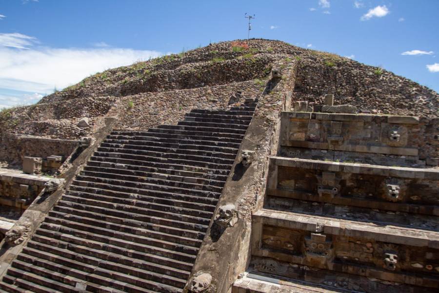Advierten riesgo por deterioro en el Templo de Quetzalc&oacute;atl de Teotihuac&aacute;n